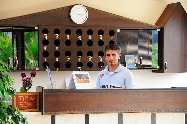 Las Palmeras Hotel Çamyuva Εξωτερικό φωτογραφία