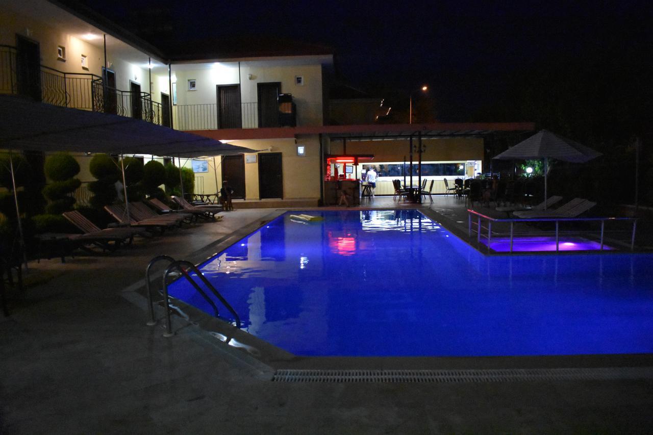 Las Palmeras Hotel Çamyuva Εξωτερικό φωτογραφία