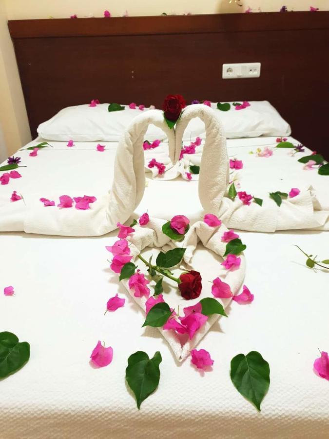 Las Palmeras Hotel Çamyuva Εξωτερικό φωτογραφία